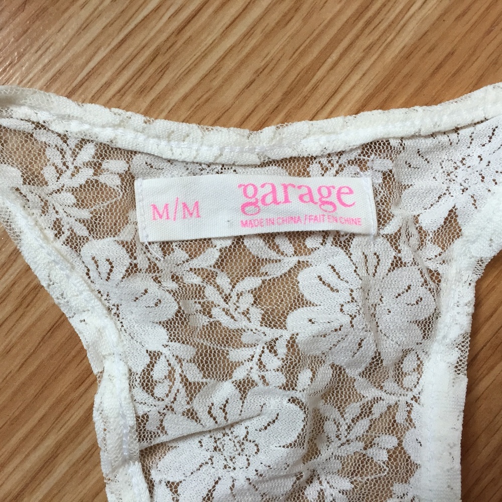 🦋 3/$25 Garage Lace Racer-back Tank - Picture 3 of 6